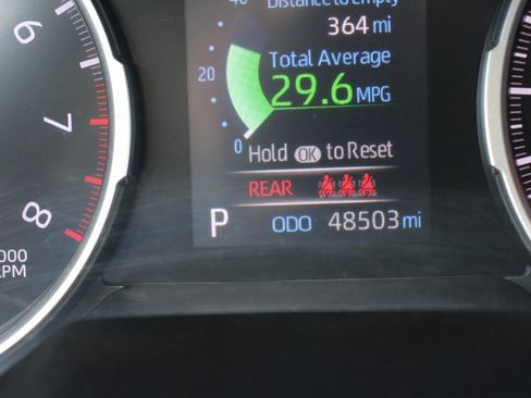 Certified 2022 Toyota RAV4 XLE w/ Convenience Package FWD image 30