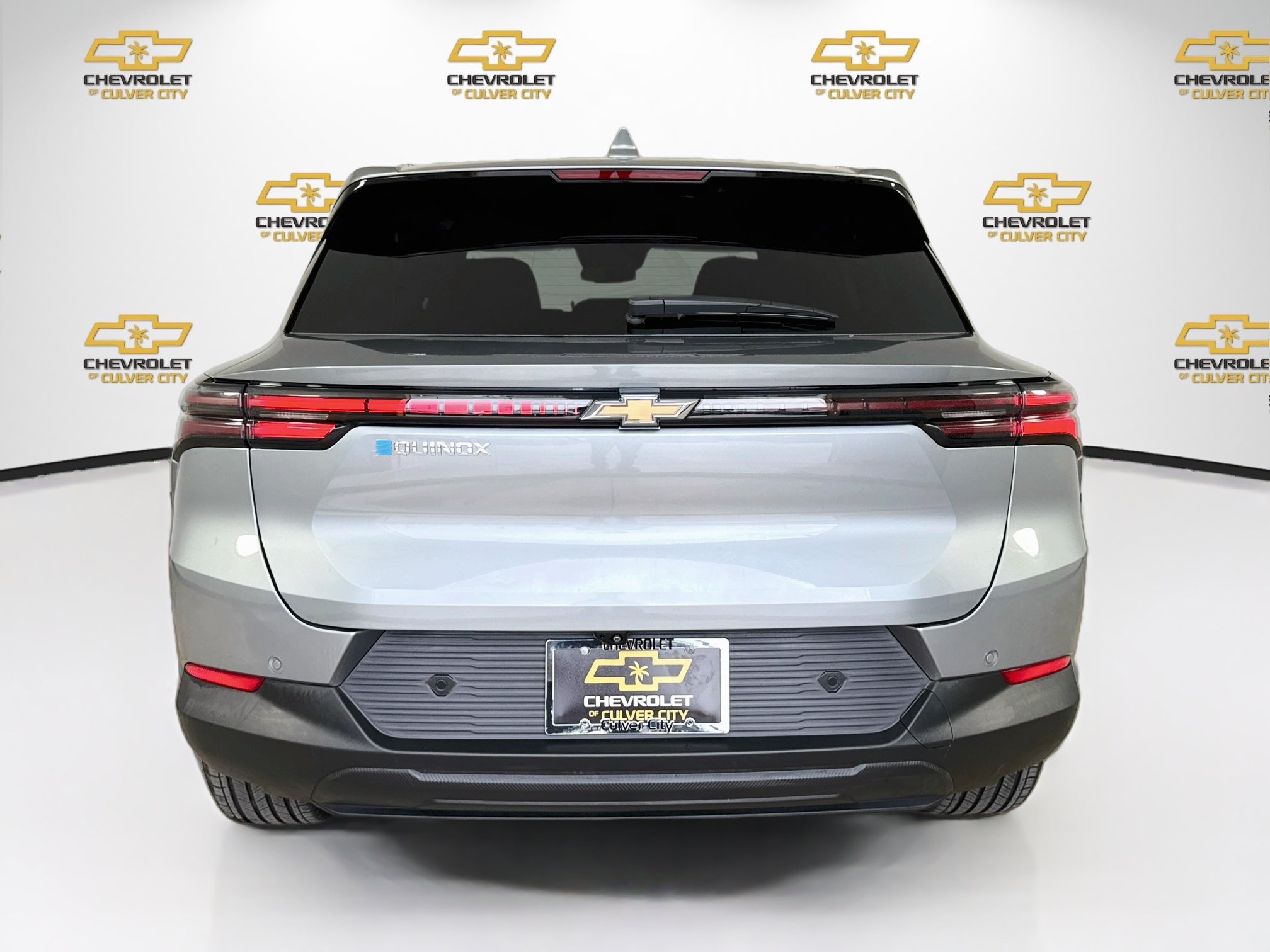 Used 2026 Chevrolet Equinox EV LT FWD image 7