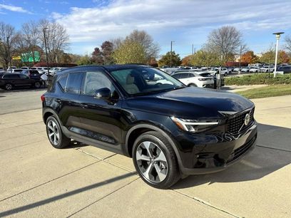 Used 2023 Volvo XC40 B5 Plus w/ Protection Package Premier