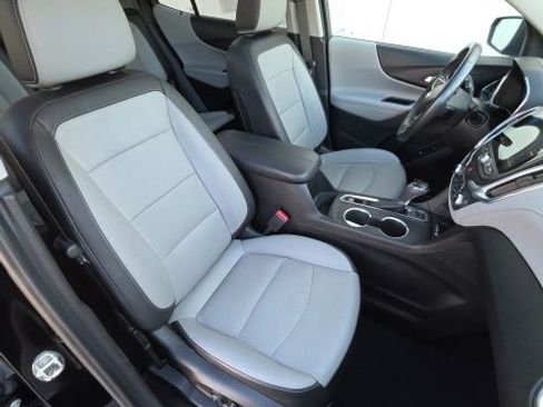 Used 2020 Chevrolet Equinox Premier image 25