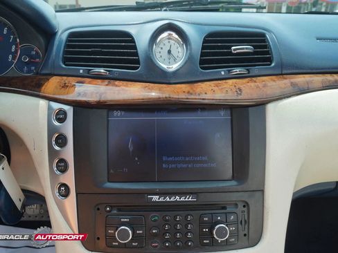 Used 2012 Maserati GranTurismo Sport image 40