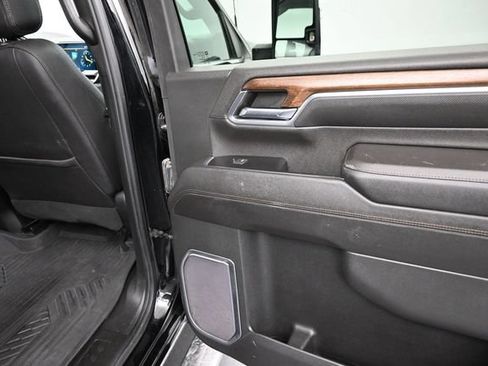 Used 2024 Chevrolet Silverado 2500 High Country w/ High Country Premium Package AWD/4WD image 21
