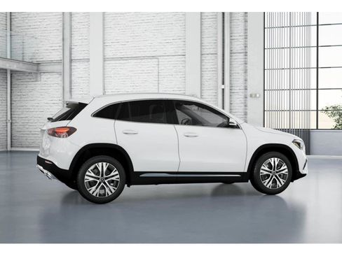 New 2026 Mercedes-Benz GLA 250 image 17