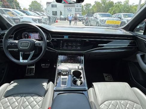 Used 2021 Audi SQ7 Premium Plus w/ Driver Assistance Package AWD/4WD image 22