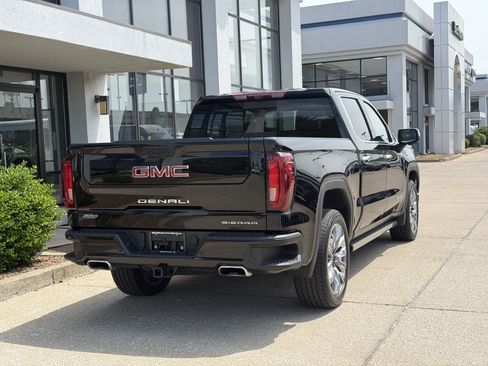 Used 2024 GMC Sierra 1500 Denali w/ Denali Reserve Package AWD/4WD image 5
