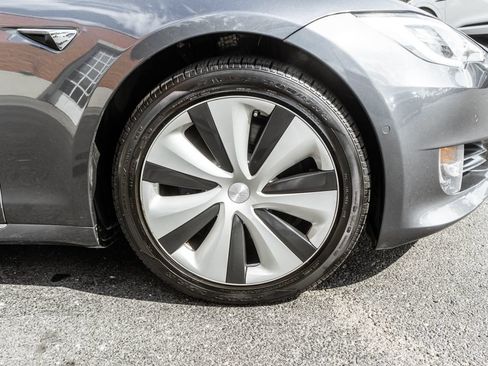 Used 2021 Tesla Model S Long Range Plus AWD/4WD image 4