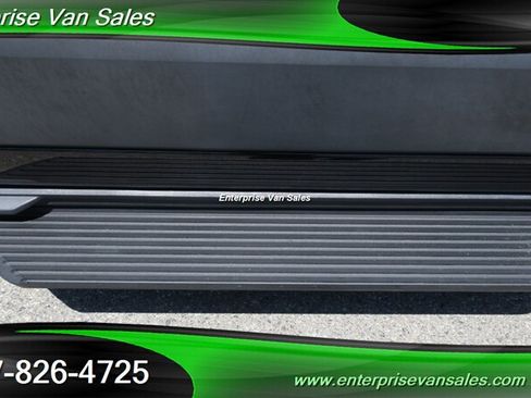 Used 2022 Ford Transit 350 XLT RWD image 11