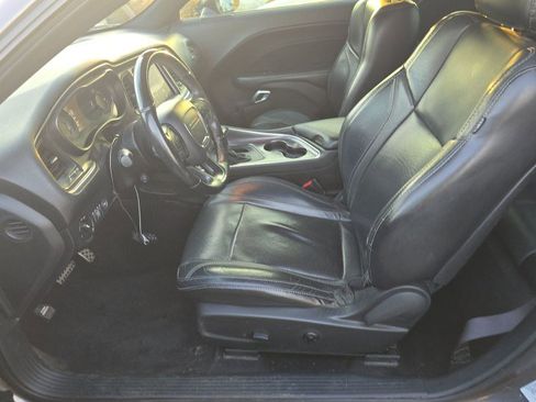 Used 2018 Dodge Challenger SXT Plus RWD image 5