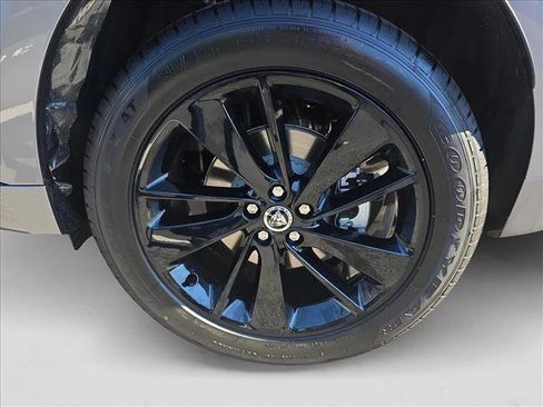 New 2026 Jaguar F-PACE R-Dynamic S image 30