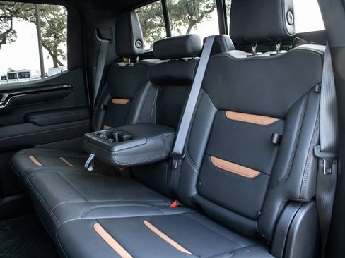 Used 2025 GMC Sierra 1500 AT4 w/ AT4 Premium Package image 22