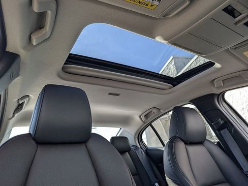 New 2026 MAZDA MAZDA3 2.5 Turbo Sedan w/Premium Plus image 18