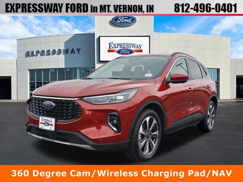 Used 2023 Ford Escape Platinum image 1