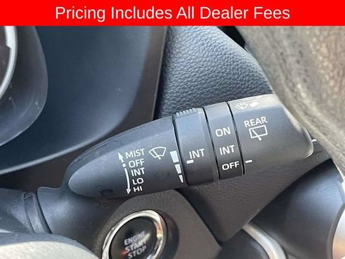 Used 2025 Toyota RAV4 XLE AWD/4WD image 28