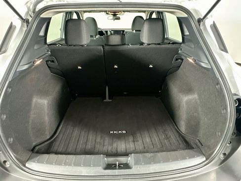 Used 2025 Nissan Kicks S FWD image 27