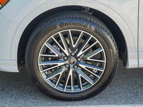 Used 2023 Audi Q3 2.0T Premium w/ Convenience Package image 10