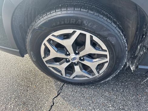 Certified 2023 Subaru Forester Premium image 9