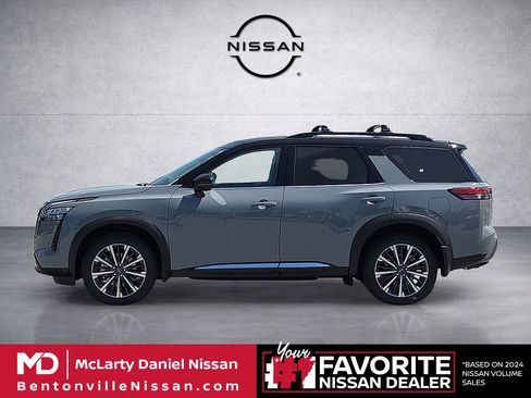 New 2026 Nissan Pathfinder Platinum AWD/4WD image 3