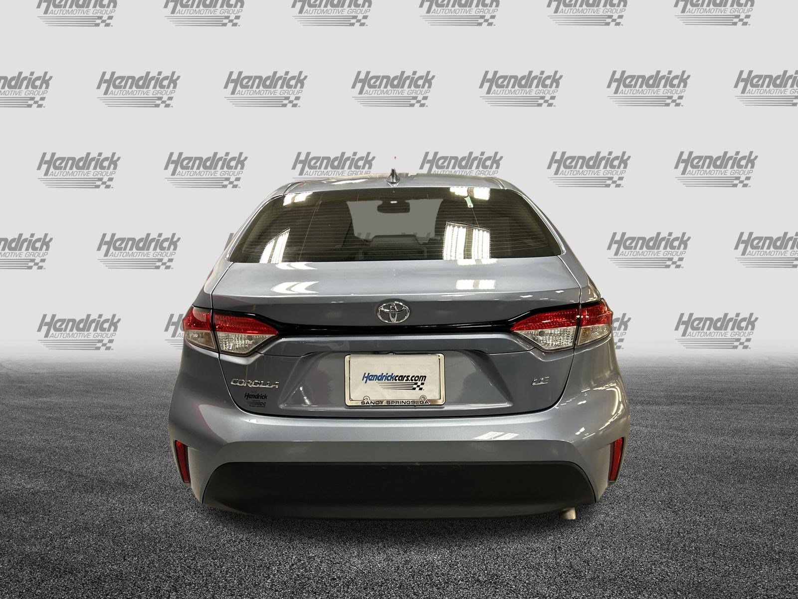 Used 2025 Toyota Corolla LE FWD image 9