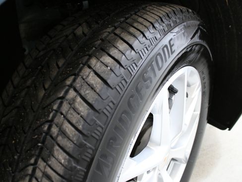 Used 2024 Chevrolet Equinox LS w/ LPO, Floor Liner Package image 33