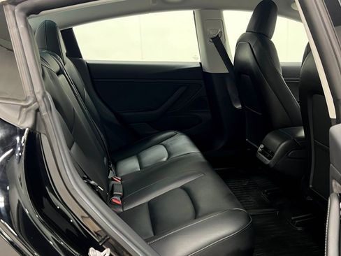 Used 2019 Tesla Model 3 Standard Range Plus RWD image 29