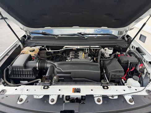 Used 2022 Chevrolet Colorado LT w/ Fleet Safety Package RWD image 26