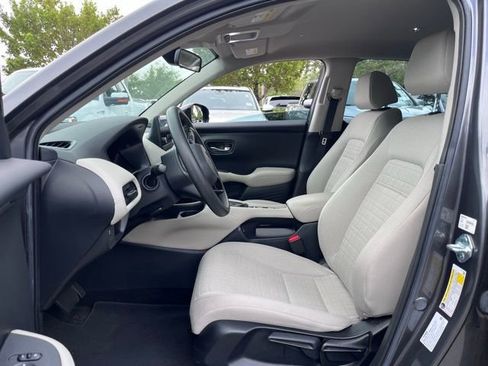 Used 2024 Honda HR-V LX image 5