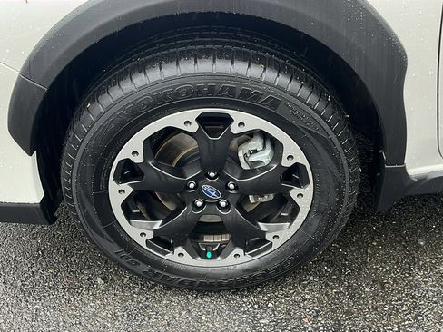 Certified 2023 Subaru Crosstrek 2.0i Premium image 5