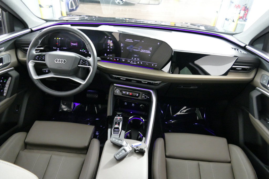 Used 2025 Audi Q5 Premium Plus AWD/4WD image 26