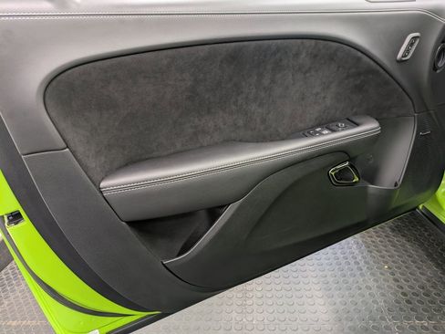 Used 2023 Dodge Challenger SRT Hellcat image 8