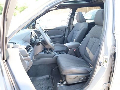 Certified 2025 Subaru Forester Premium w/ Convenience Package #1 AWD/4WD image 8