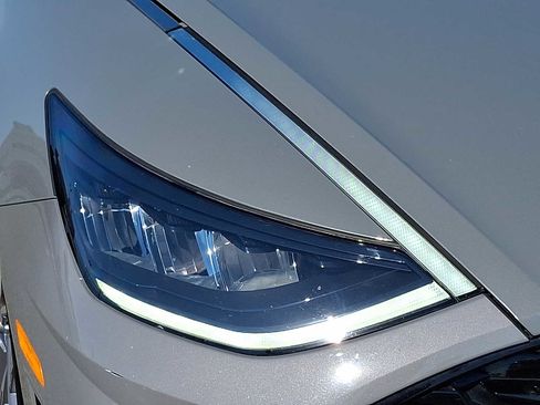 Used 2020 Hyundai Sonata SEL w/ Convenience Package FWD image 10