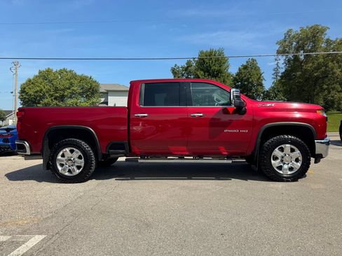 Used 2021 Chevrolet Silverado 2500 LTZ w/ LTZ Premium Package AWD/4WD image 4