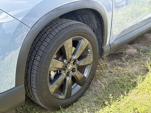 Used 2023 Honda Pilot Sport image 6