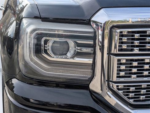 Used 2016 GMC Sierra 1500 Denali image 9