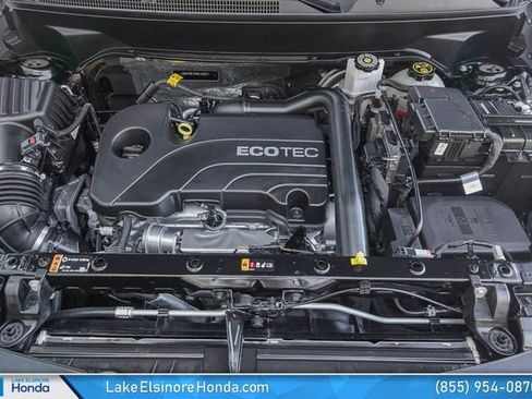 Used 2022 Chevrolet Equinox RS w/ RS Leather Package FWD image 29