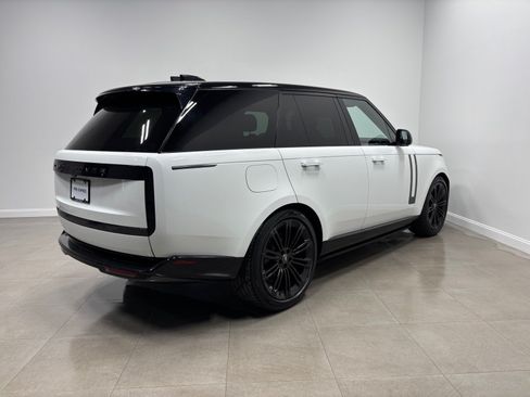 Used 2023 Land Rover Range Rover SE AWD/4WD image 6