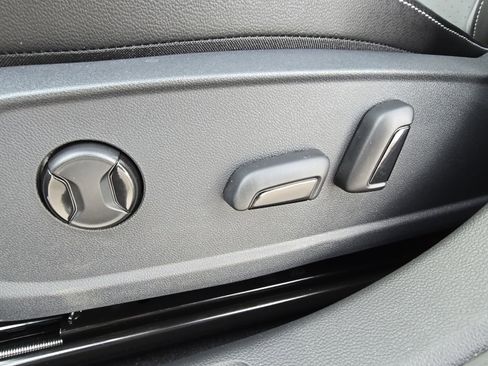 New 2026 Volkswagen Jetta SE image 15