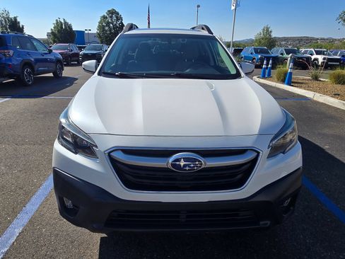 Used 2022 Subaru Outback Premium AWD/4WD image 8
