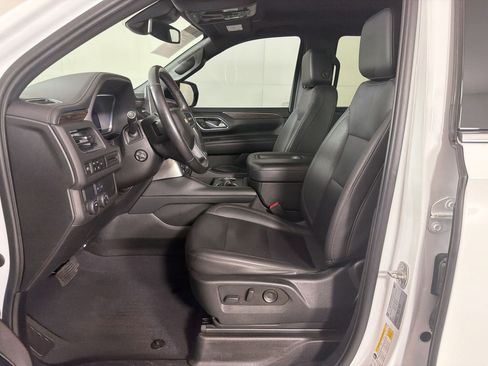 Used 2023 Chevrolet Tahoe LT w/ LT Signature Plus Package RWD image 5