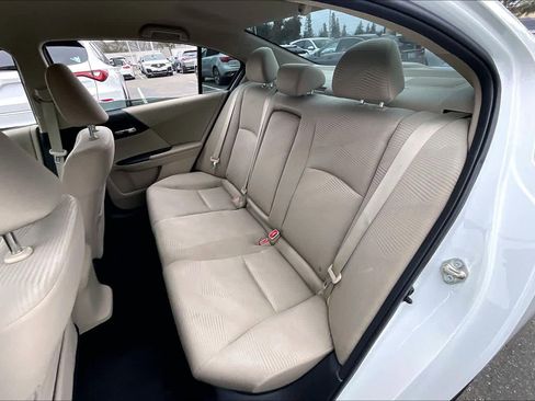 Used 2017 Honda Accord LX image 27