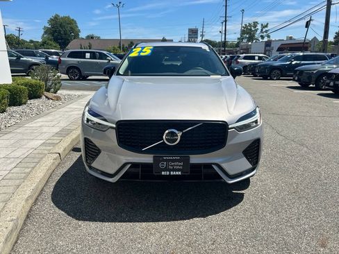 Used 2025 Volvo XC60 B5 Plus AWD/4WD image 8