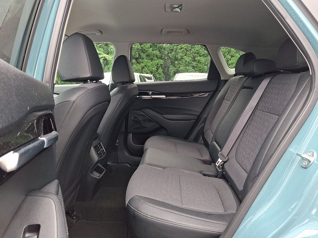 Used 2024 Kia Seltos S AWD/4WD image 10