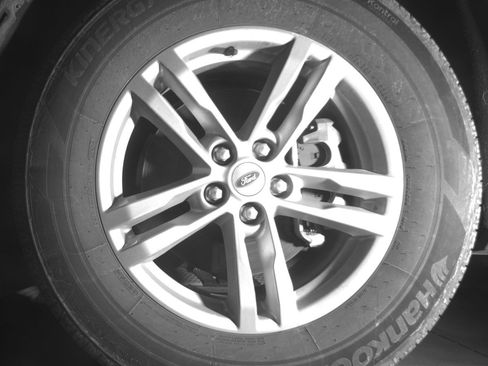 Used 2024 Ford Explorer XLT w/ Equipment Group 202A image 12