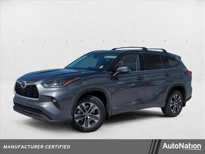Used 2021 Toyota Highlander XLE