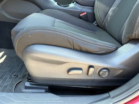 Used 2022 Subaru Outback Premium AWD/4WD image 27