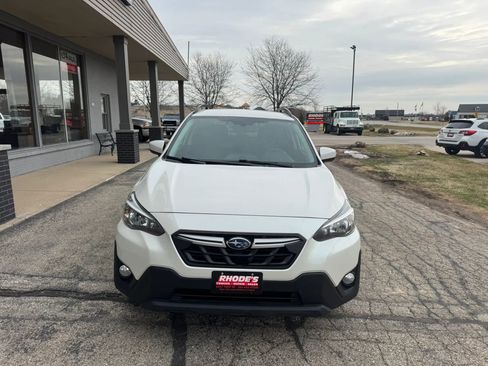 Used 2021 Subaru Crosstrek 2.0i Premium image 8