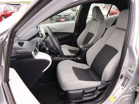 Certified 2023 Toyota Corolla SE w/ SE Premium Package image 8