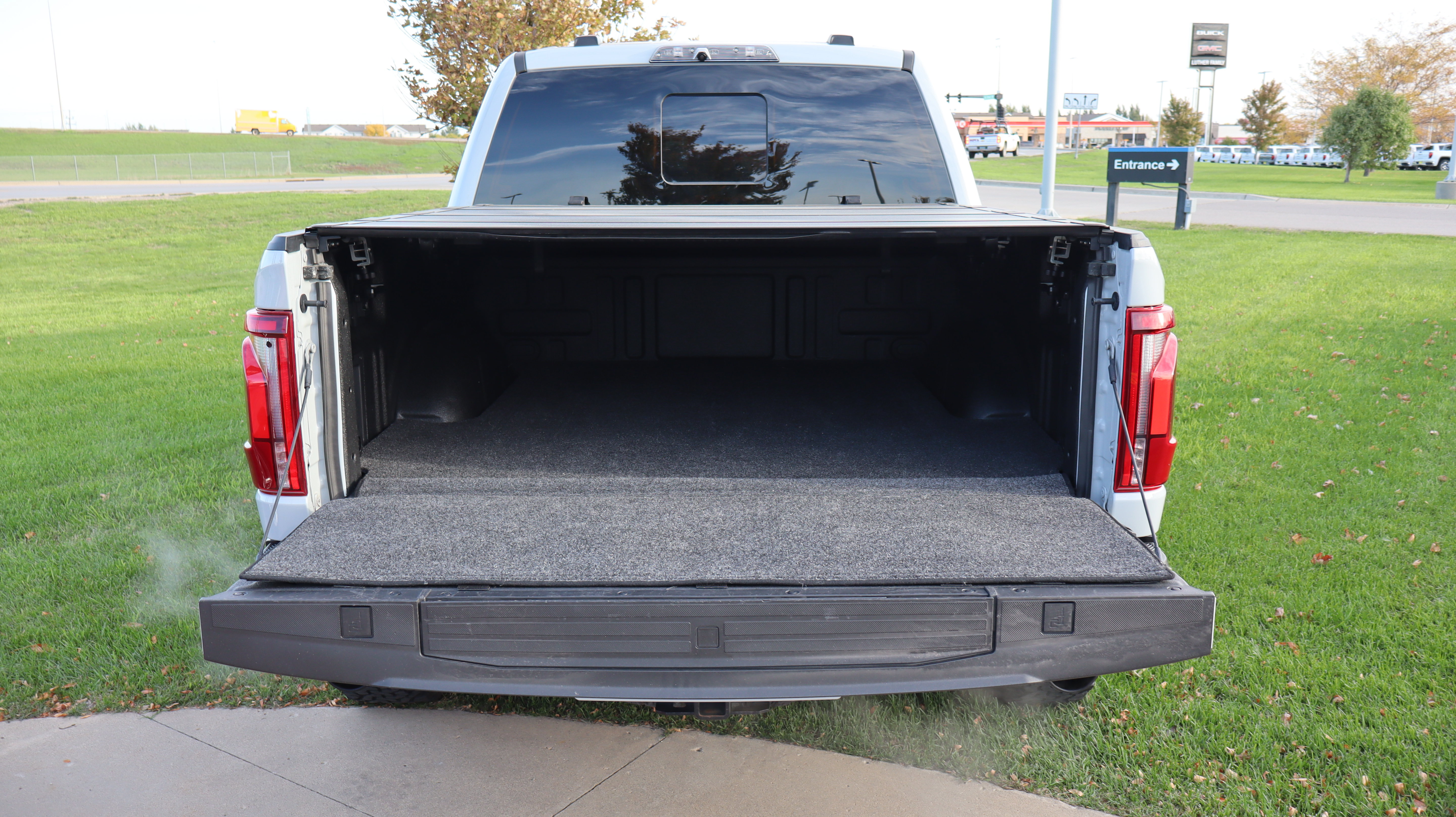 Used 2024 Ford F150 Raptor AWD/4WD image 15
