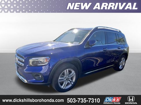 Used 2022 Mercedes-Benz GLB 250 4MATIC w/ Premium Package Lite image 1