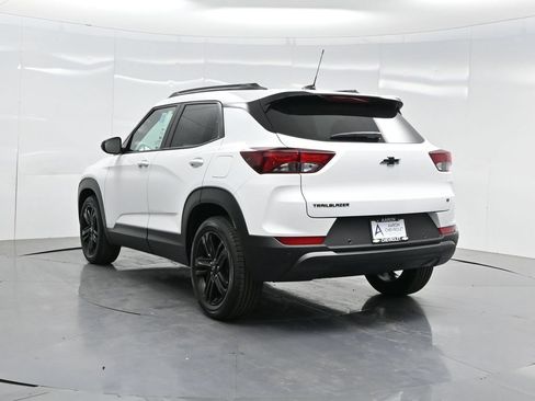 New 2026 Chevrolet TrailBlazer LT w/ Convenience Package FWD image 5